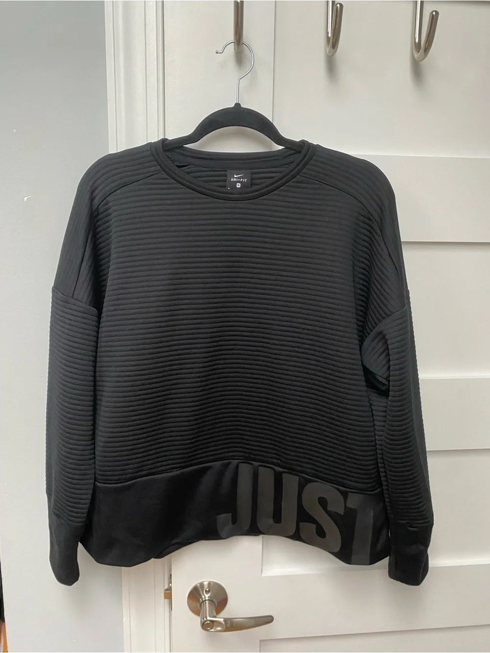 Nike Black Crewneck Sweatshirt with Subtle Logo Band